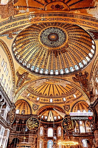 The Majestic Dome of Hagia Ayasofya 🕌✨