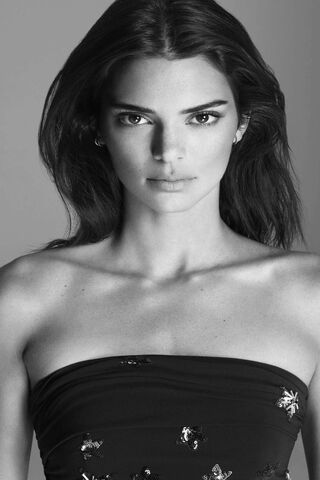 Elegance in Monochrome: A Fashion Icon