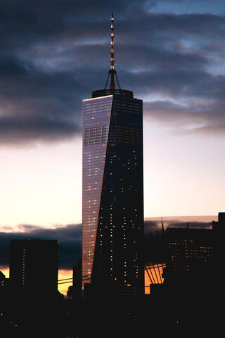 S20 Skyscraper: A Towering Marvel at Dusk 🌆✨