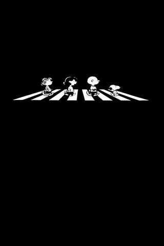 Snoopy's Adventure on the Crosswalk! 🐾🚶 ️