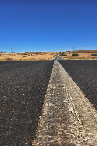 Endless Journey: The Open Road Ahead 🚗🌅