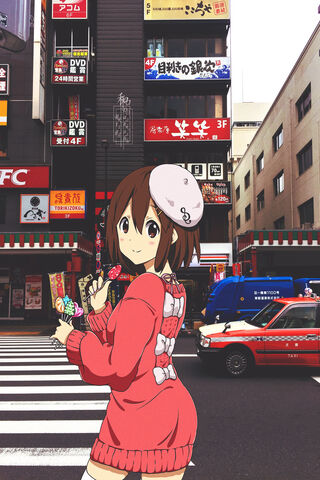 Yui Hirasawa: Sweet Moments in the City 🍭🏙️