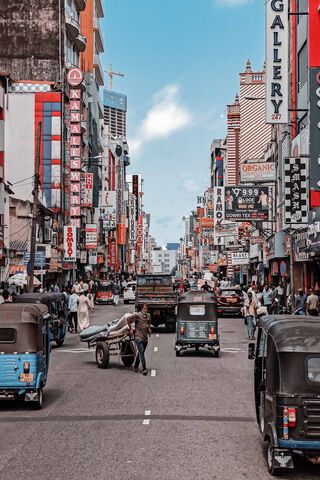 Urban Struggles: The Daily Grind