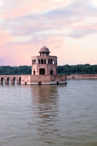 Hiran Minar
