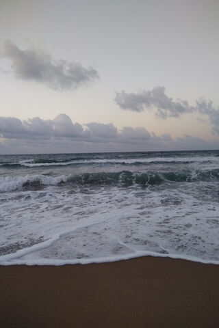 Waves of Istanbul: A Serene Seaside Escape 🌊