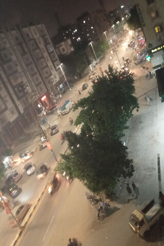 Nightlife in Karachi: A City That Never Sleeps 🌃