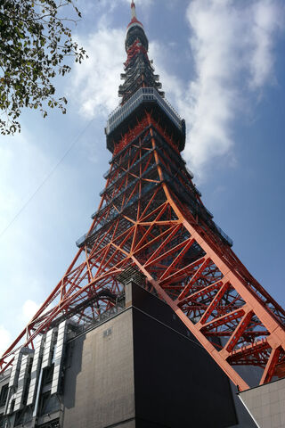 Tokyo Tower: A Radiant Icon of Japan 🇯🇵✨