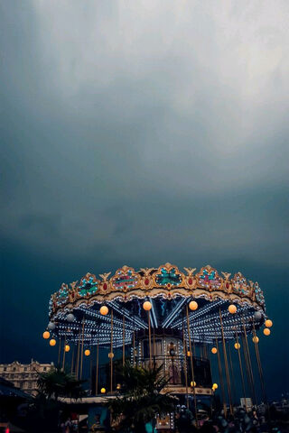 Whirling Dreams: The Enchanted Carrusel 🎠✨