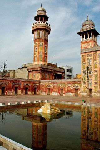 Masjid Wazir Khan