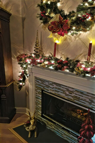Cozy Holiday Serenity 🎄✨