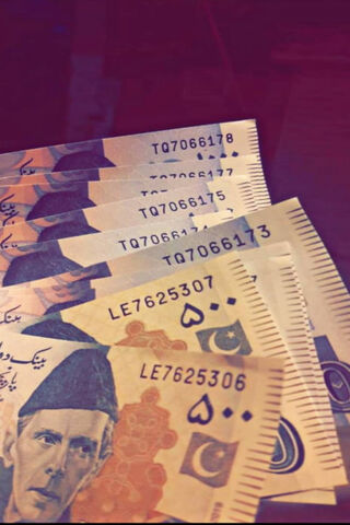 Eidi Delights: Celebrating Eid Mubarak! 🎉💸