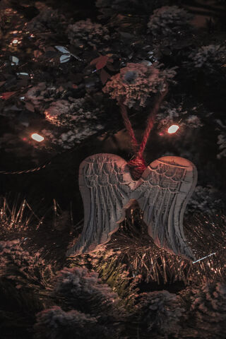 Angelic Touch of Christmas 🎄✨