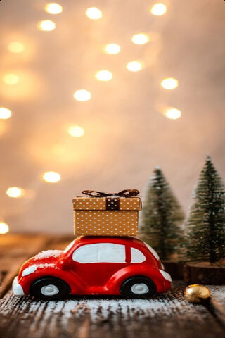 Holiday Cheer on Wheels! 🎄🚗