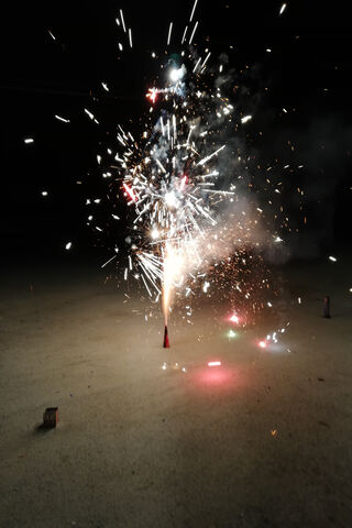 Nature's Fireworks: A Celebration of Light 🎆