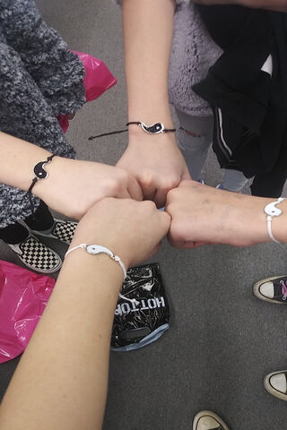 Ties That Bind: Best Friends Forever 💖