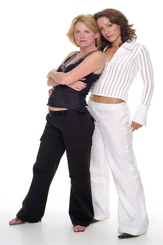 Love Unscripted: A Bold Connection