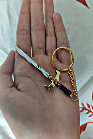 Ertugrul's Legacy: The Miniature Sword Keychain 🗡️✨