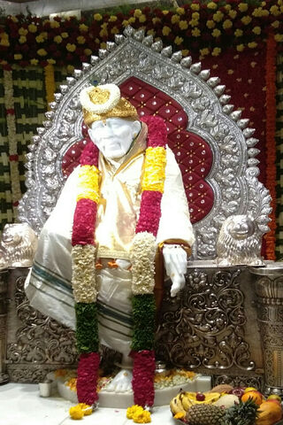 Divine Presence: The Blessings of Saibaba 🌼🙏