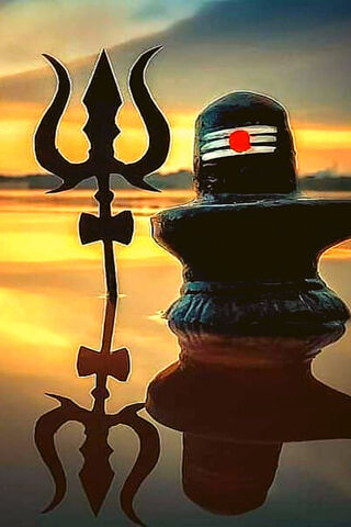 Divine Reflections: The Essence of Mahadev 🌅🕉️