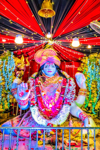 Divine Majesty: The Splendor of Mahakal Mahadev 🌟