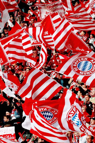 Bayern Munich: A Sea of Red and White Passion! 🇩🇪⚽️
