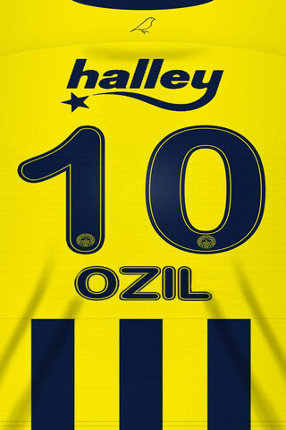Ozil's Iconic Yellow Jersey: A Fan's Treasure! ⚽💛