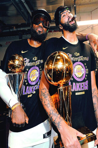 LeBron Y AD