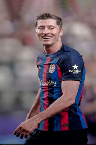 Lewandowski: The Goal Machine in Action! ⚽🔥