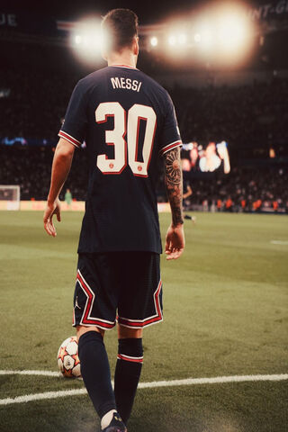 The Magic of Messi: A M..