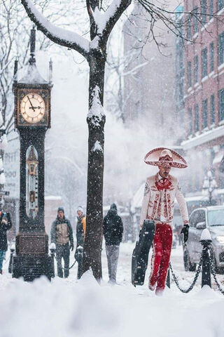 Winter Fiesta: A Mexicano in the Snow! ❄️🎉