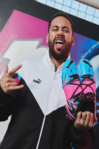 Neymar Jr: The Style Icon of Football ⚽✨