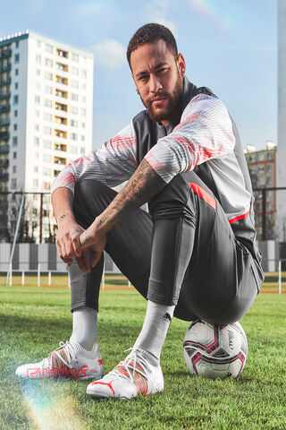 Neymar Jr: The Master of the Pitch ⚽✨