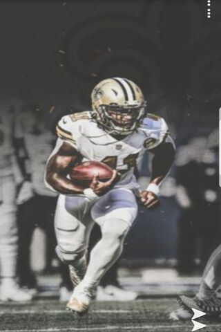 Alvin Kamara: The Dynamic Playmaker on the Field! 🏈✨
