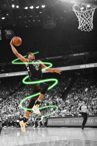Giannis Soars: The Dunk of Destiny! 🏀✨
