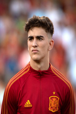 Gavi: The Rising Star of Spanish Football ⚽✨