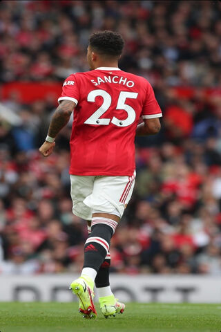 Jadon Sancho: The Rising Star of Manchester United ⚽✨