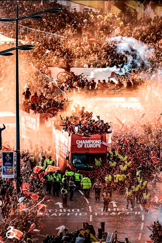 Celebrating Glory: Liverpool FC's Triumph Parade 🎉⚽