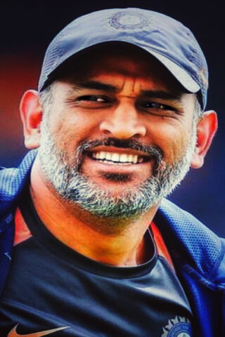 The Iconic Smile of a Cricket Legend 🏏✨