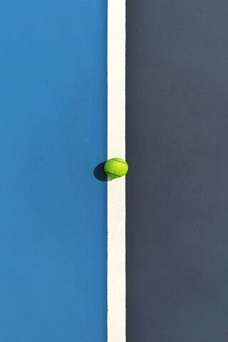 The Perfect Serve: A Tennis Court Perspective 🎾