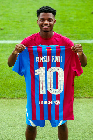 Ansu Fati: The Rising Star of FC Barcelona 🌟