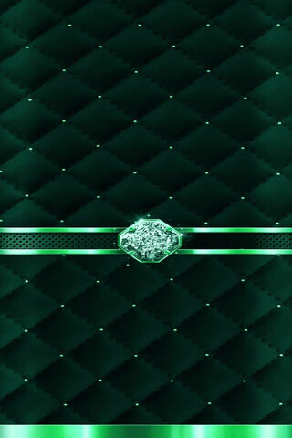 Emerald Elegance: A Symmetrical Delight ✨💚