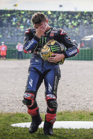 Fabio Quartararo: A Moment of Reflection 🏍️💔