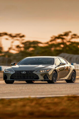 Unleashing Power: The Lexus F SPORT Experience 🚗💨