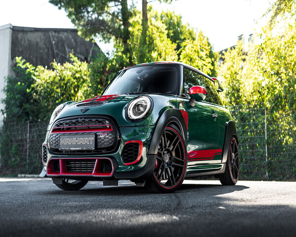 Manhart Mini Wallpaper - Download to your mobile from PHONEKY