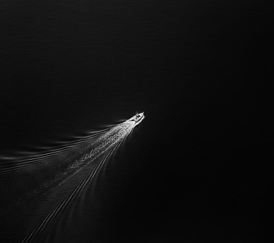 Black Boat Wallpaper - Download to your mobile from PHONEKY