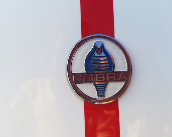 Cobra: Biểu tượng của tốc độ 🐍🏎 ️