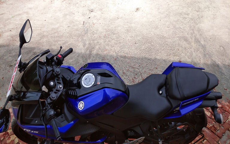 Sleek Power: The R15 v ABS Side View Wallpaper - Download to your ...
