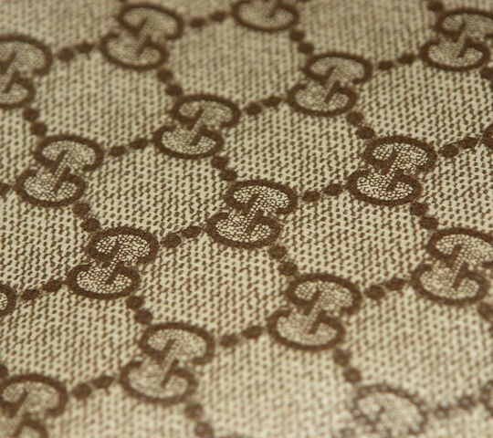 Sự thanh lịch vượt thời gian: Gucci Signature