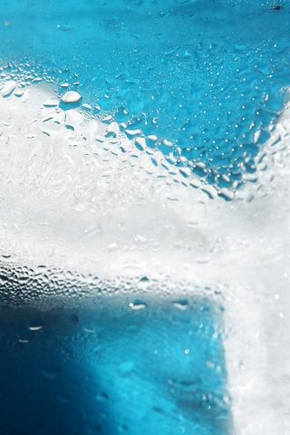 Blue-water-droplets