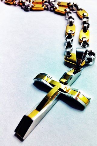 Kreuz aus Gold